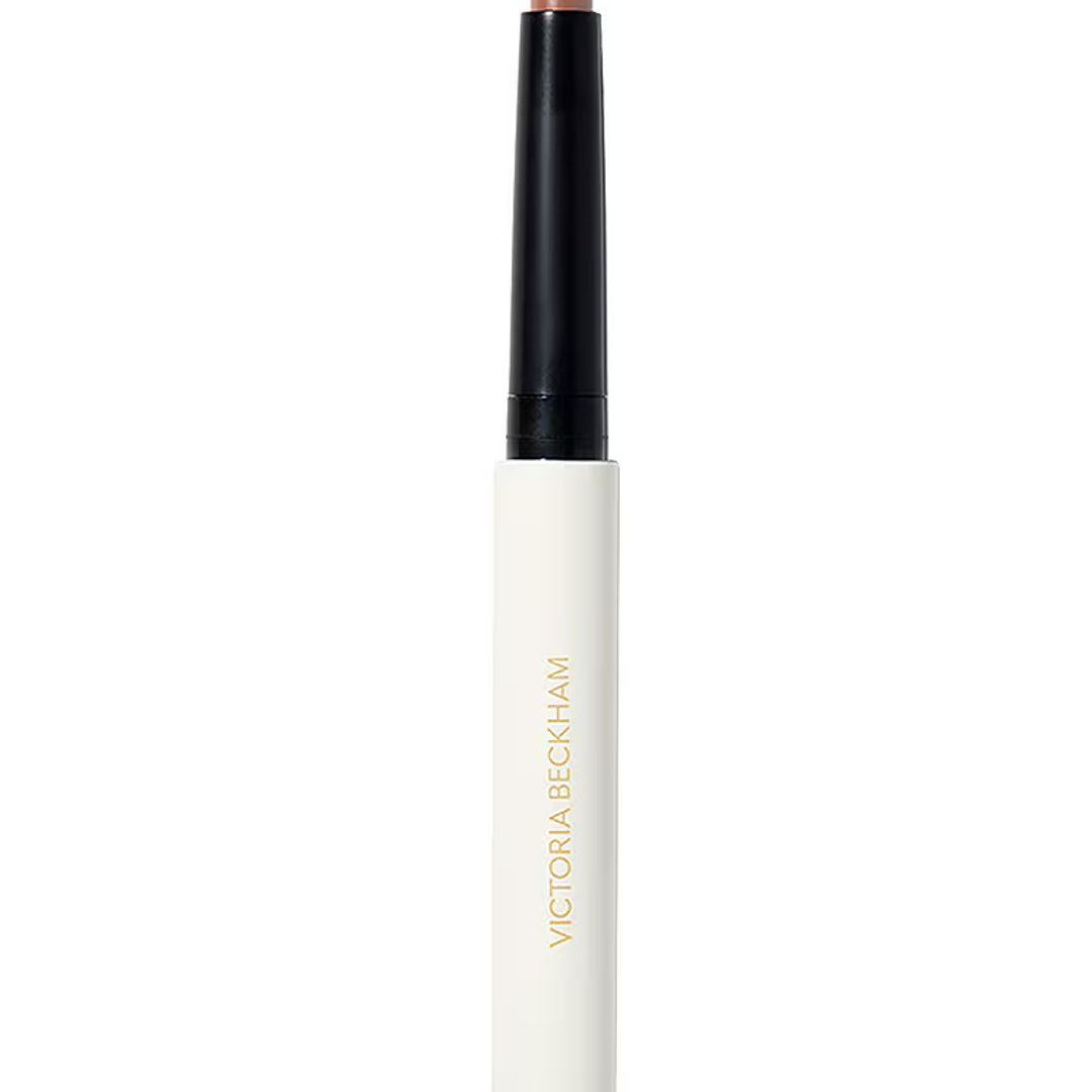 Contorno 'Contorno Victoria Beckham' en tono 'Treavertine' (34,46 €), de Victoria Beckham Beauty