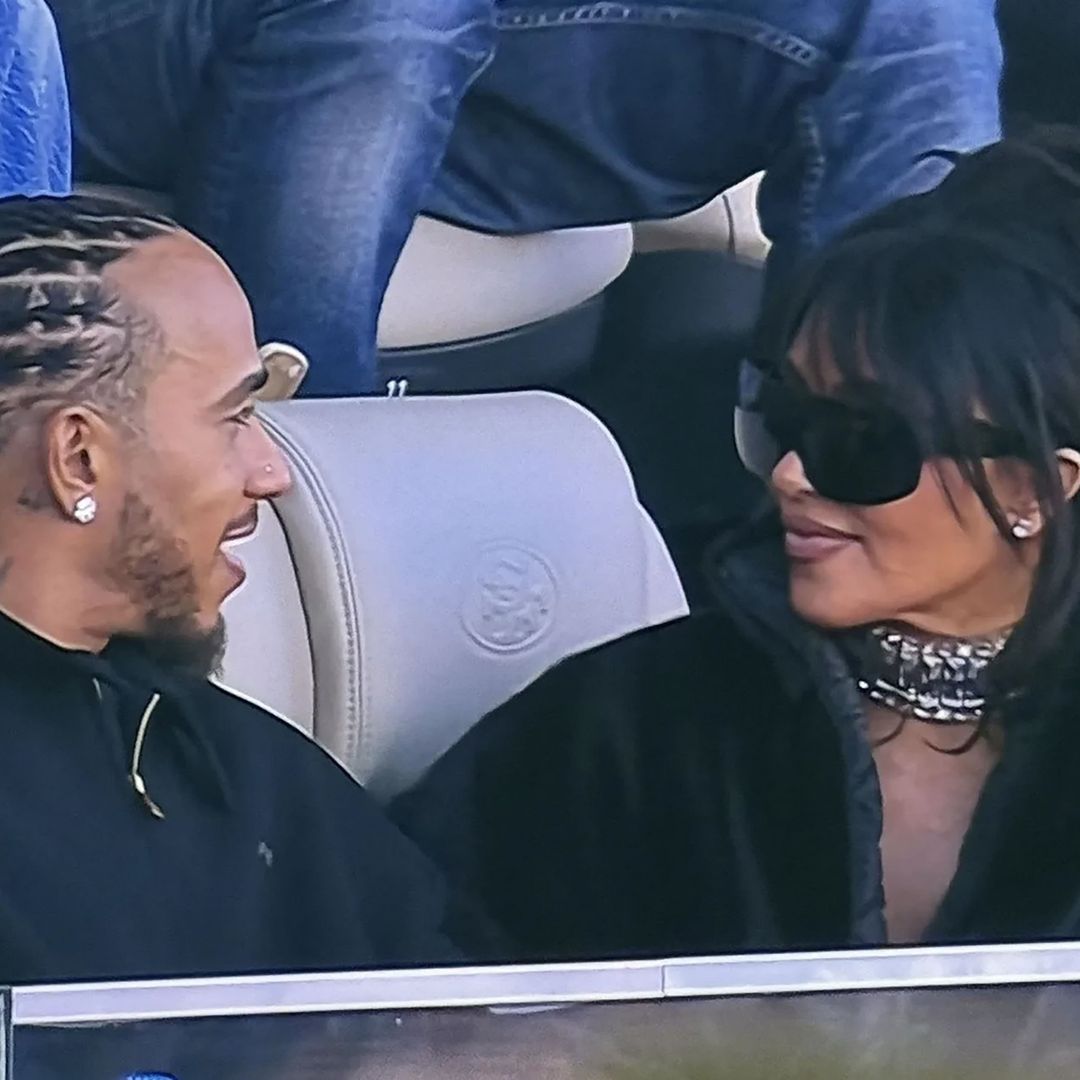 Kim Kardashian y Lewis Hamilton hacen oficial su romance en el partido: las imágenes que se han hecho virales