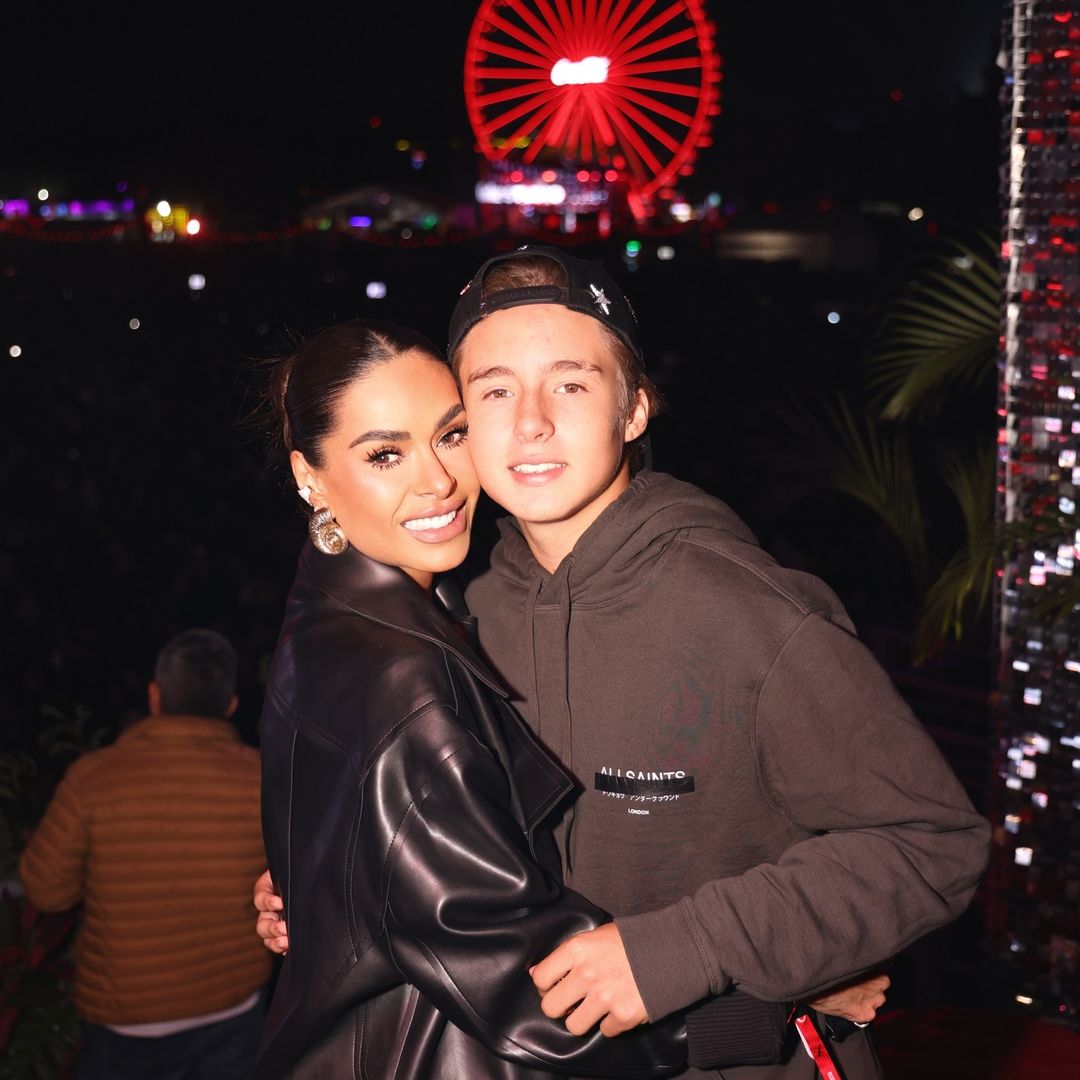 Galilea Montijo posa feliz junto a su hijo Mateo durante una inolvidable escapada musical