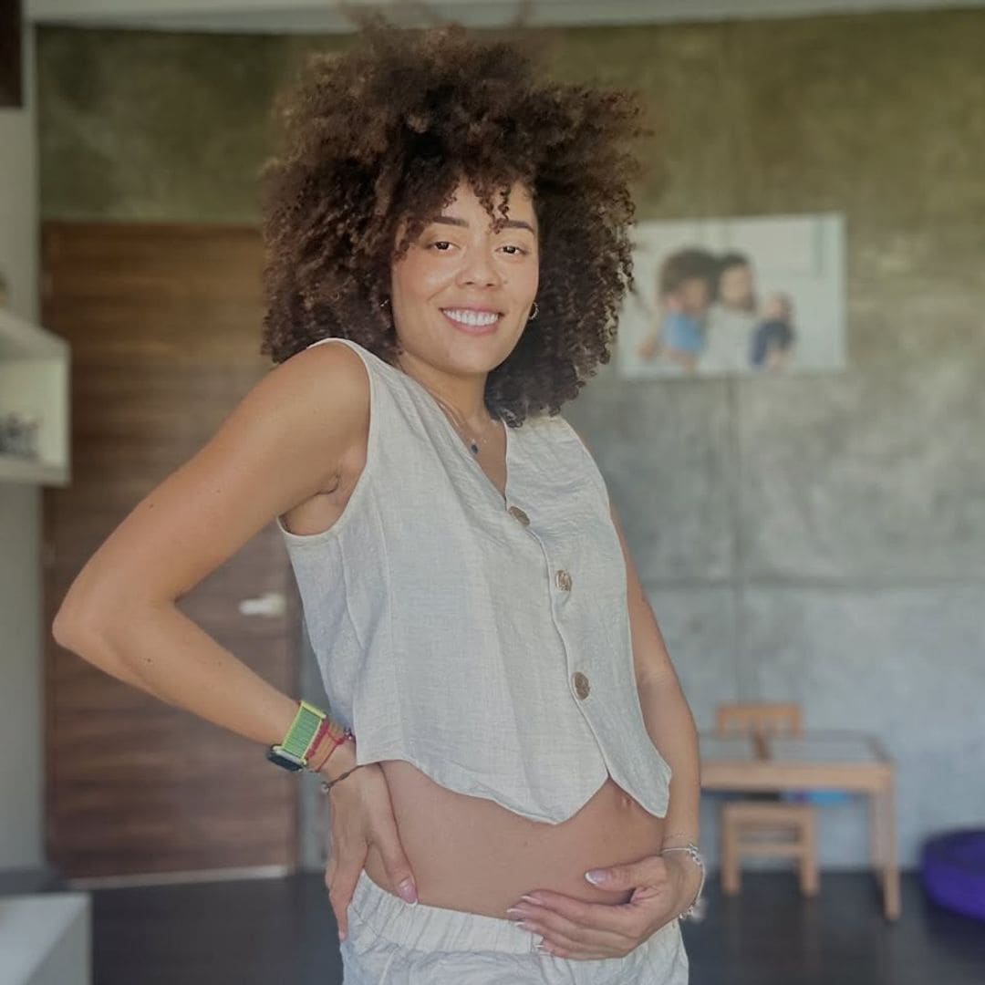 Brenda Kellerman presume su 'baby bump', en la recta final de su embarazo