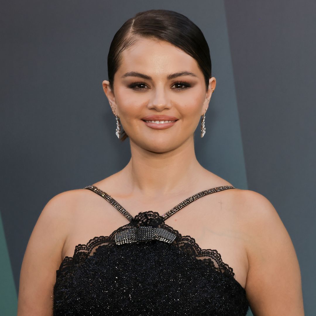 Selena Gomez revela por qué no se depila el 'bigote'