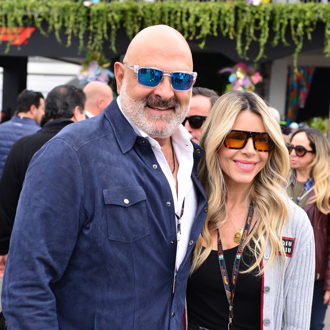 Michel Kuri, ex novio de Lucero, posa por primera vez con su nueva pareja