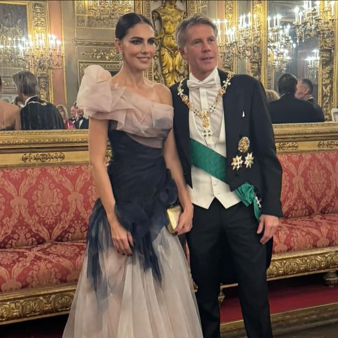 Vestido de princesa, cola etérea y sin tiara: el look de Adriana Abascal con el que brilló junto al príncipe Manuel Filiberto de Saboya