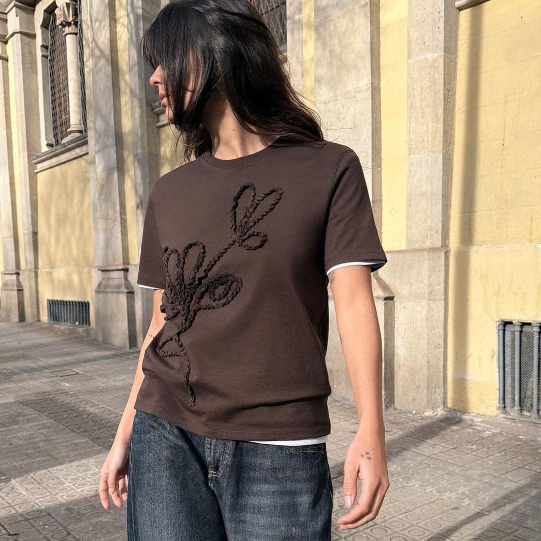 Camiseta tendencia primavera 2026 Zara