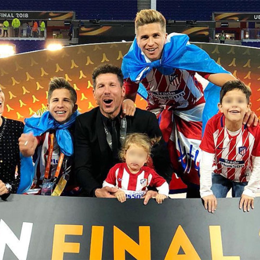 ¡Animando a papá! La pequeña Francesca y sus hermanos mayores, los mejores fans de Simeone