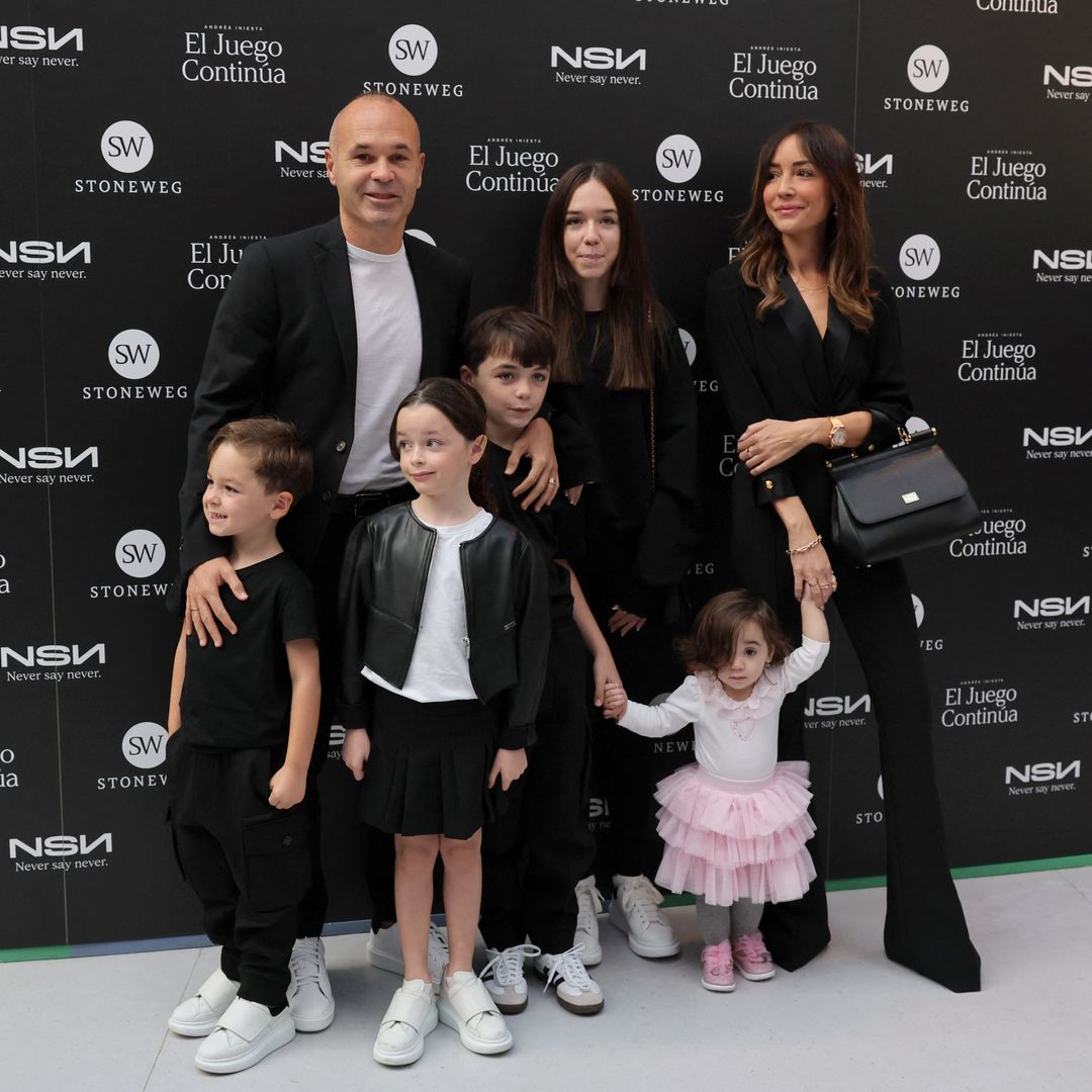 Hijos Robe Iniesta El emocionado discurso de Andrés Iniesta dedicado a su mujer Anna y sus ...