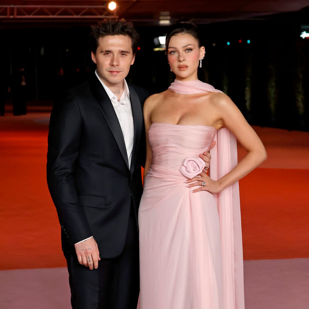Brooklyn Beckham y Nicola Peltz en la Academy Museum Gala (2023)