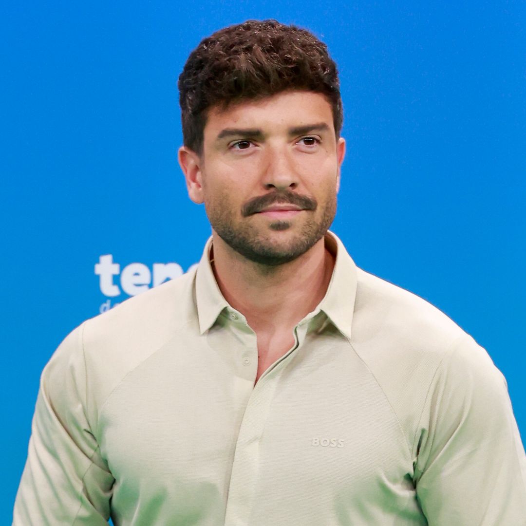 La nerviosa reacción de Pablo Alborán al preguntarle por sus fotos con el modelo Juan Sesma