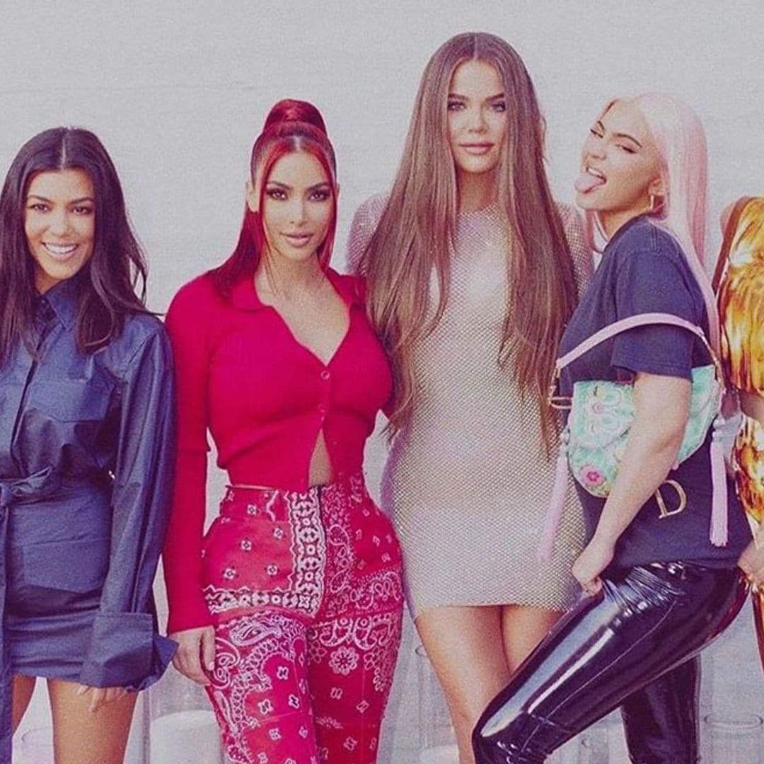 Las Kardashian-Jenner han vuelto ¡vestidas de Spice Girls!