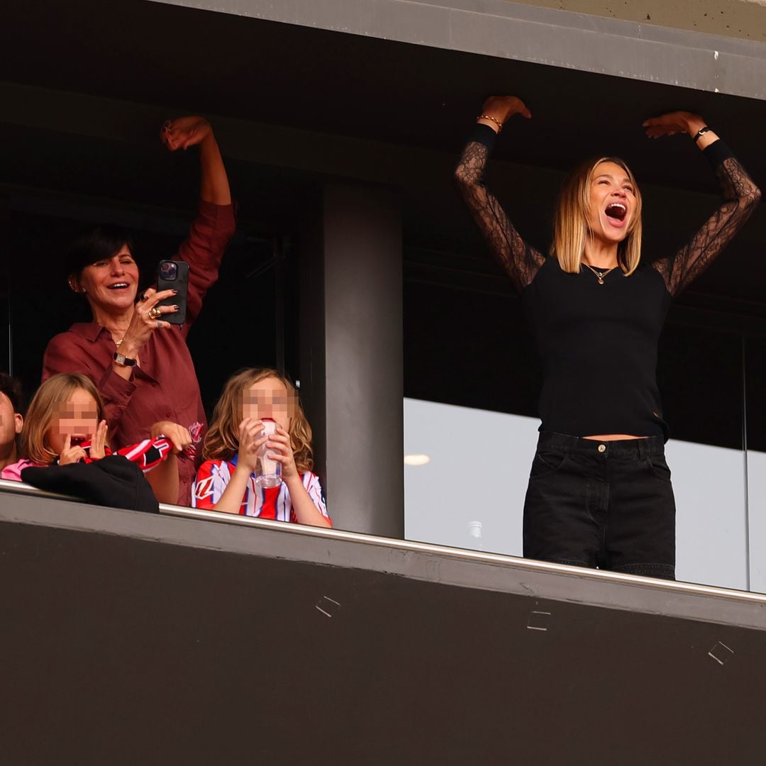 La euforia de Carla Pereyra con sus hijas y las lágrimas de Simeone tras la ‘manita’ del Atleti al Madrid