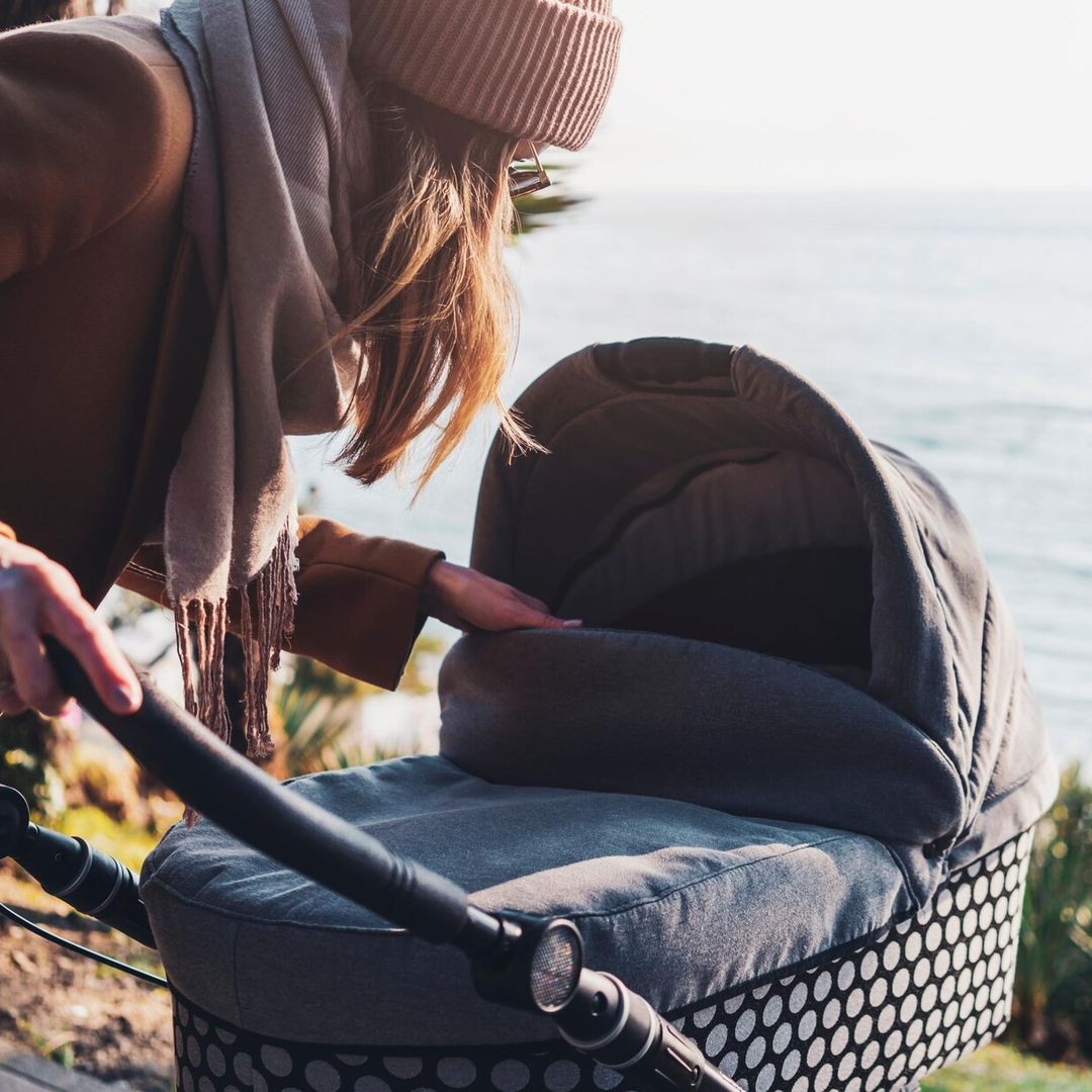 ‘¿Le doy crema solar a mi hijo en invierno?’