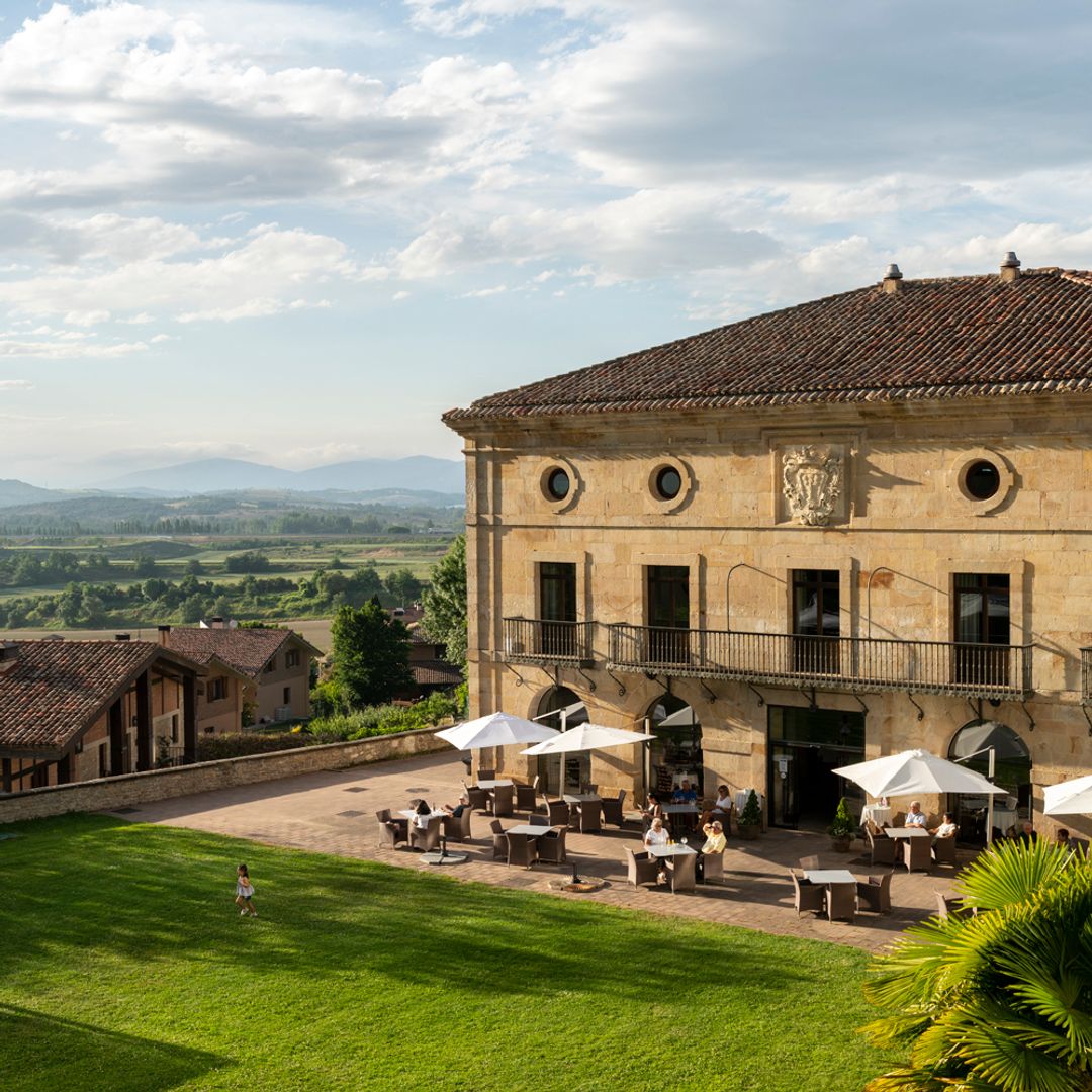 Paradores