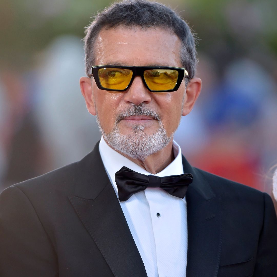 La foto inédita de Antonio Banderas en el Berlín de 1990 que ha conquistado a sus seguidores