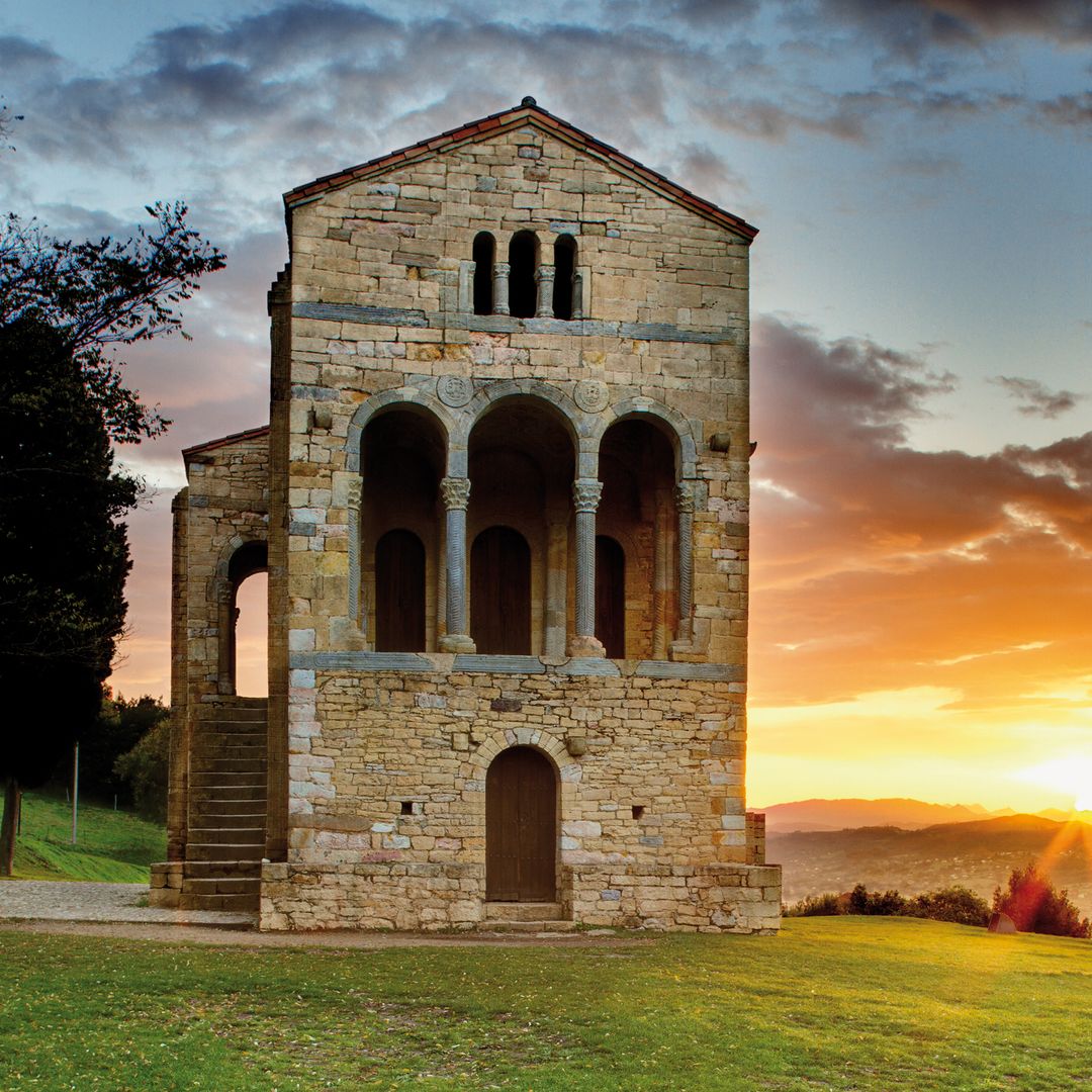 Descubre Asturias de una manera diferente: tres ciudades que te abren las puertas del Paraíso Natural