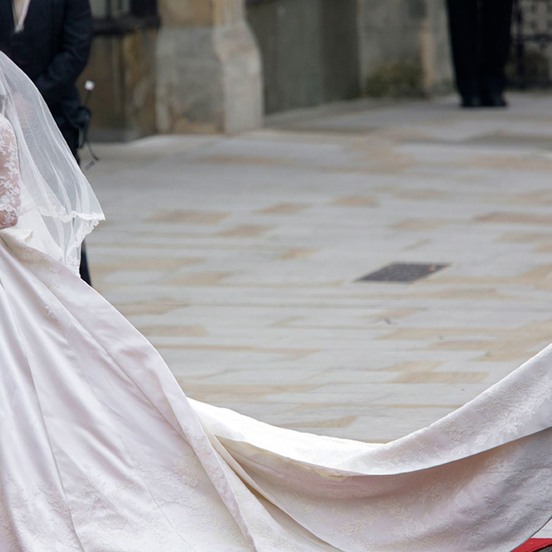 Así llegaron las novias de la realeza a la iglesia: 11 momentos inolvidables