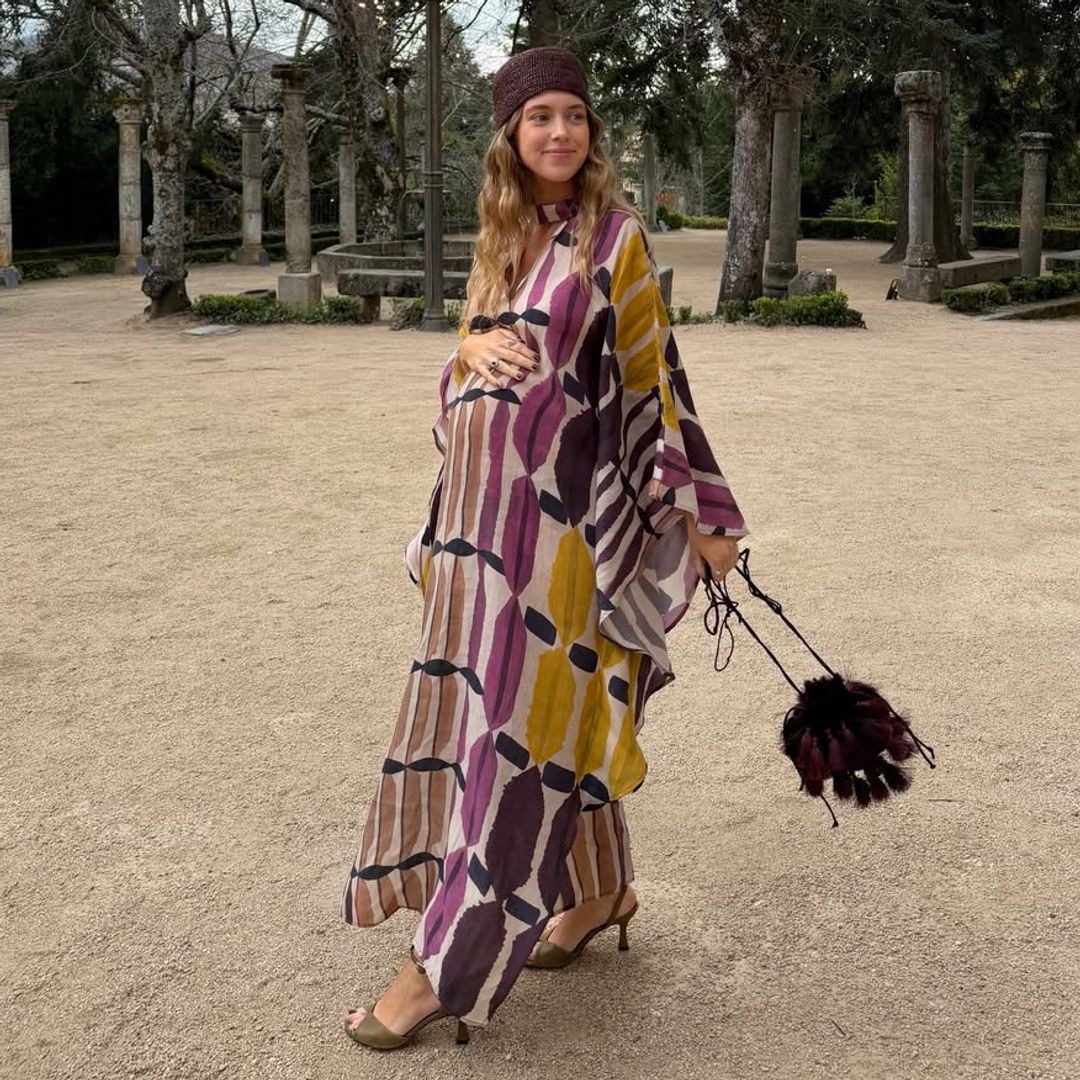 Invitadas muy ¡HOLA!: del vestido premamá más elegante al look con pantalones bombacho que ya es viral