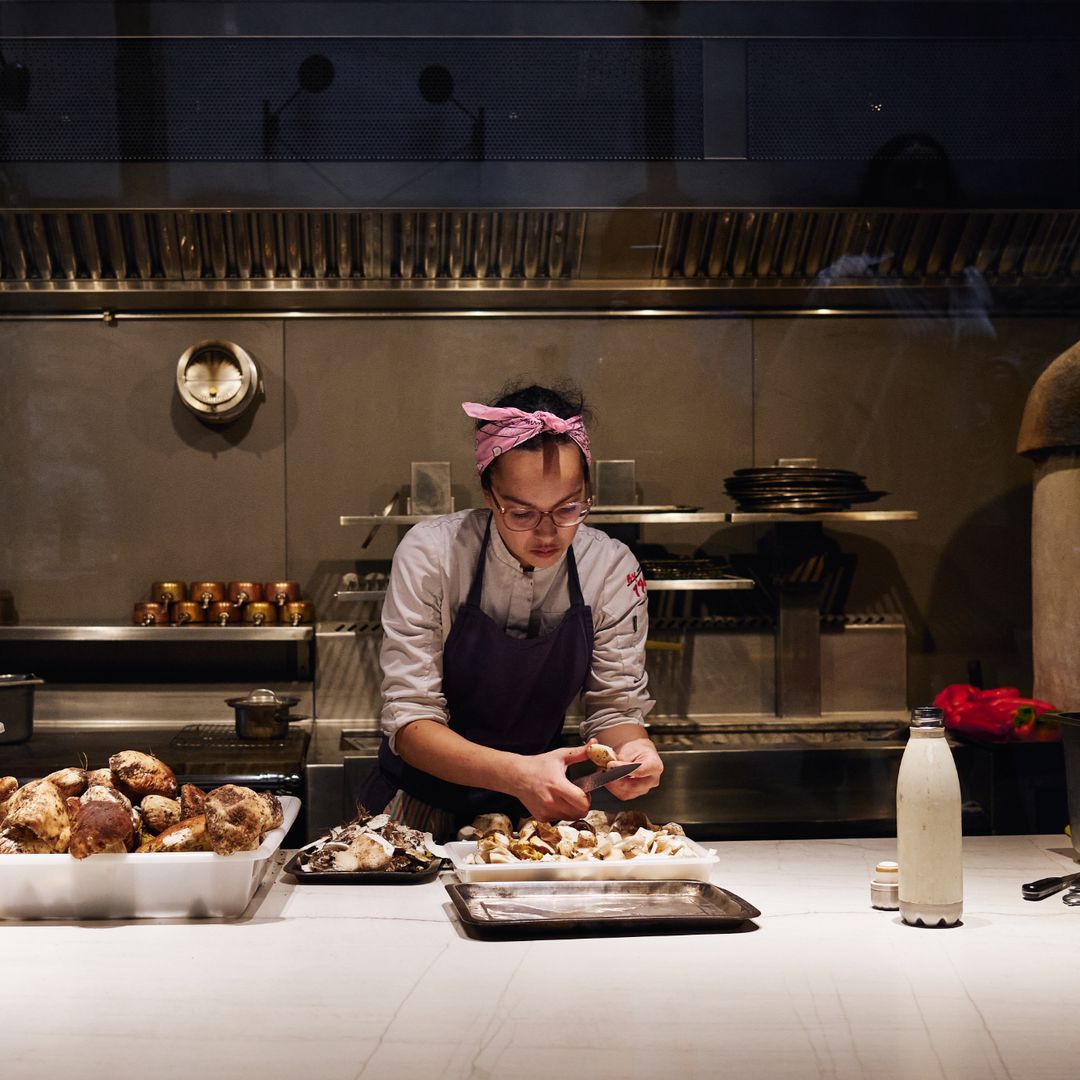Cocina del restaurante Nublo, con una estrella Michelin y dos soles Repsol