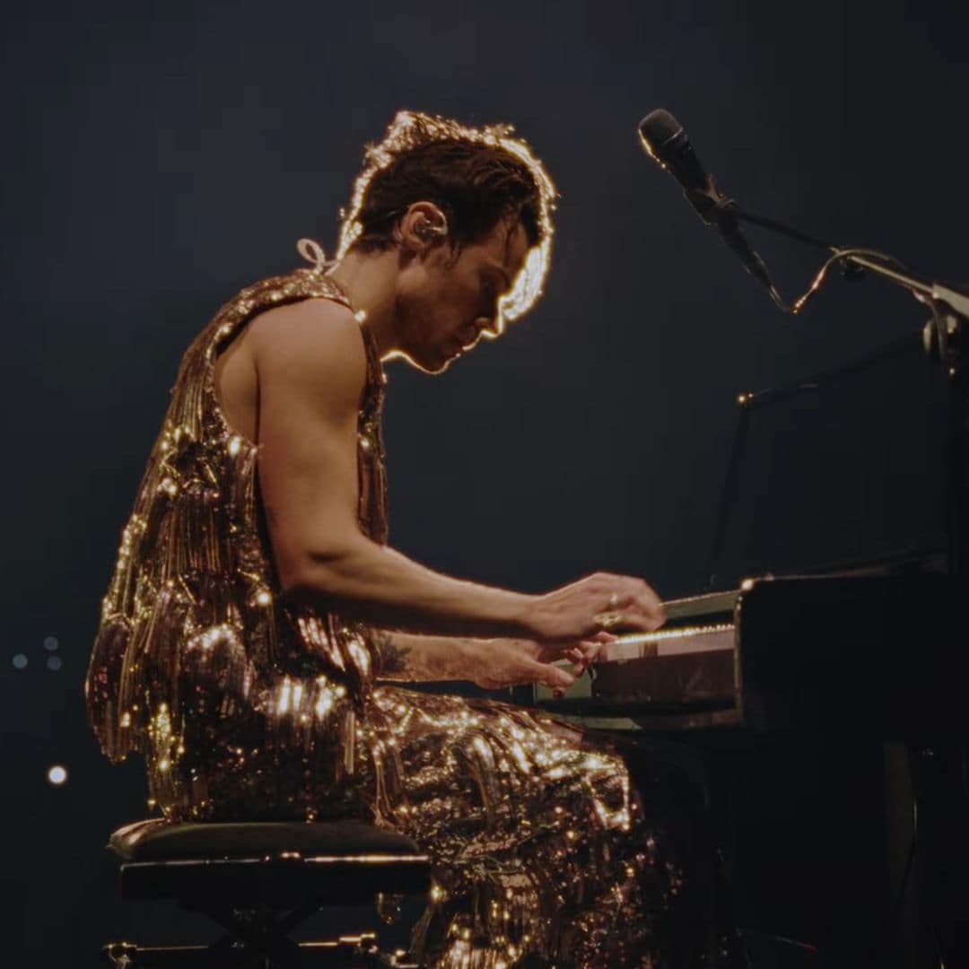 Harry Styles rompe su silencio musical y sorprende con un nuevo videoclip