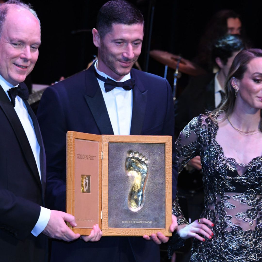 ¡Noche de fútbol! Alberto de Mónaco premia a Butragueño y Lewandowski en una gala llena de campeones y anécdotas