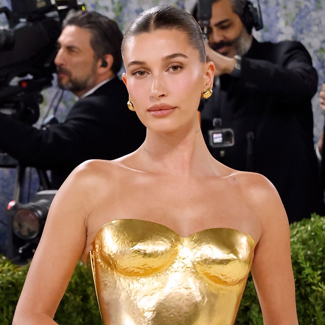 Ya es oficial: la marca de belleza de Hailey Bieber llega a México