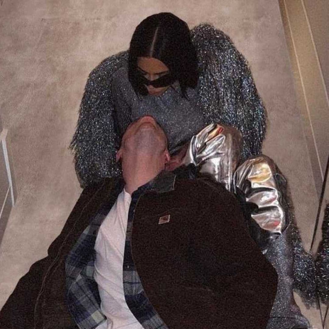 Kim Kardashian comparte la primera foto con Pete Davidson días después de firmar su divorcio