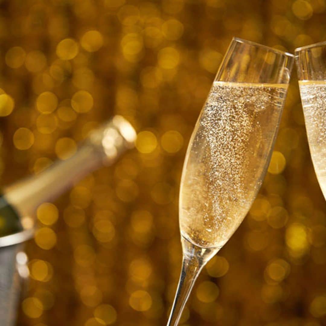 La mejor copa para el champagne y cómo servirlo como un auténtico 'pro'