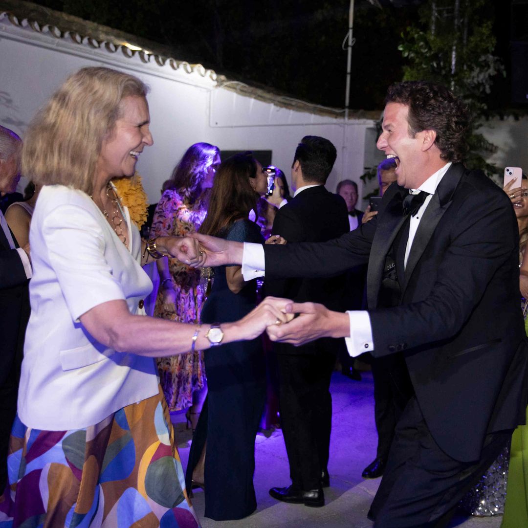 La infanta Elena, bailando con Luis Astolfi Jr.