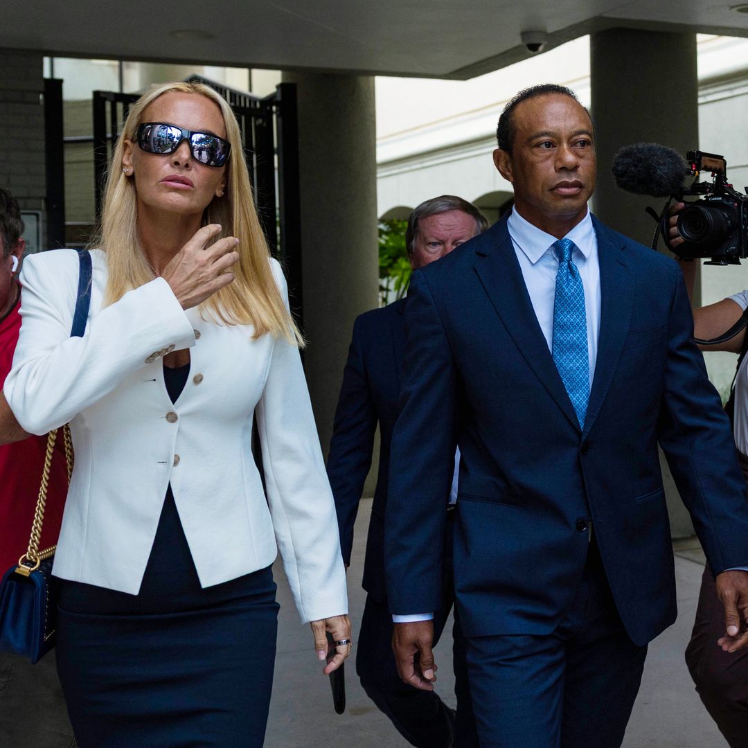 Apoyado por Vanessa Trump, Tiger Woods acude ante el juez por su incidente de tránsito y recibe un duro castigo
