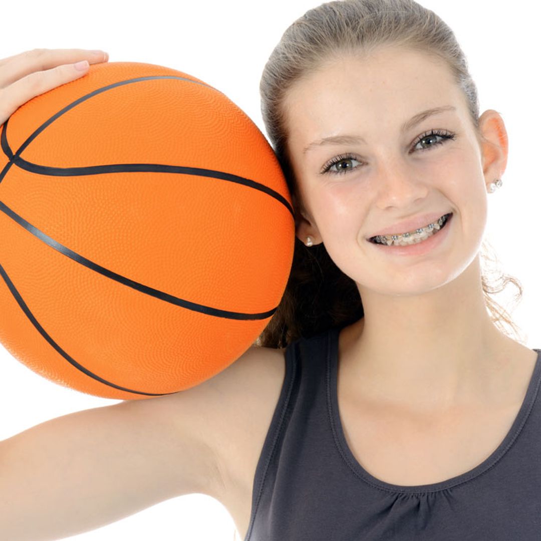 ¿Puedo practicar deporte si llevo ortodoncia?