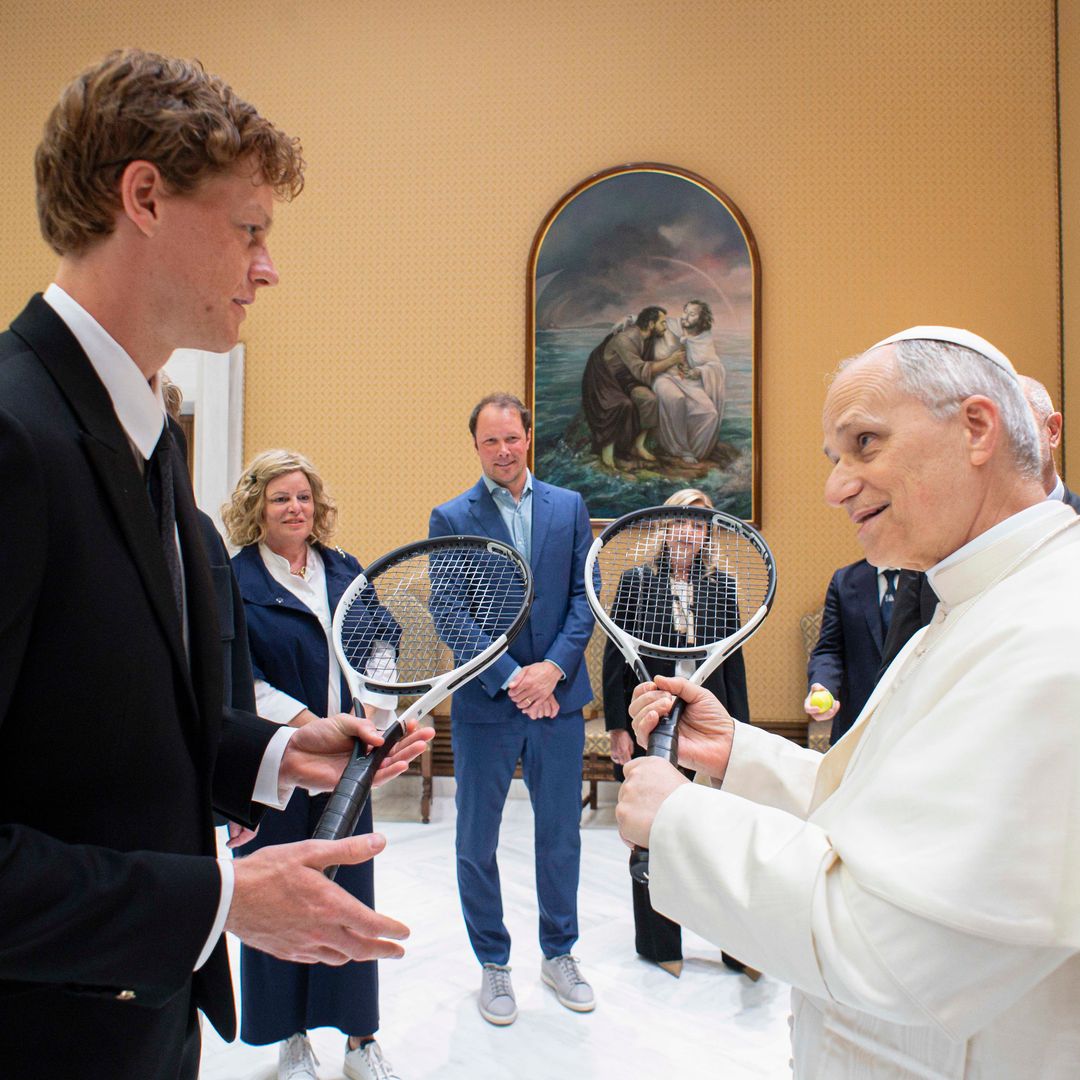 Papa León XIV: así fue su curioso y divertido encuentro con el tenista Jannik Sinner