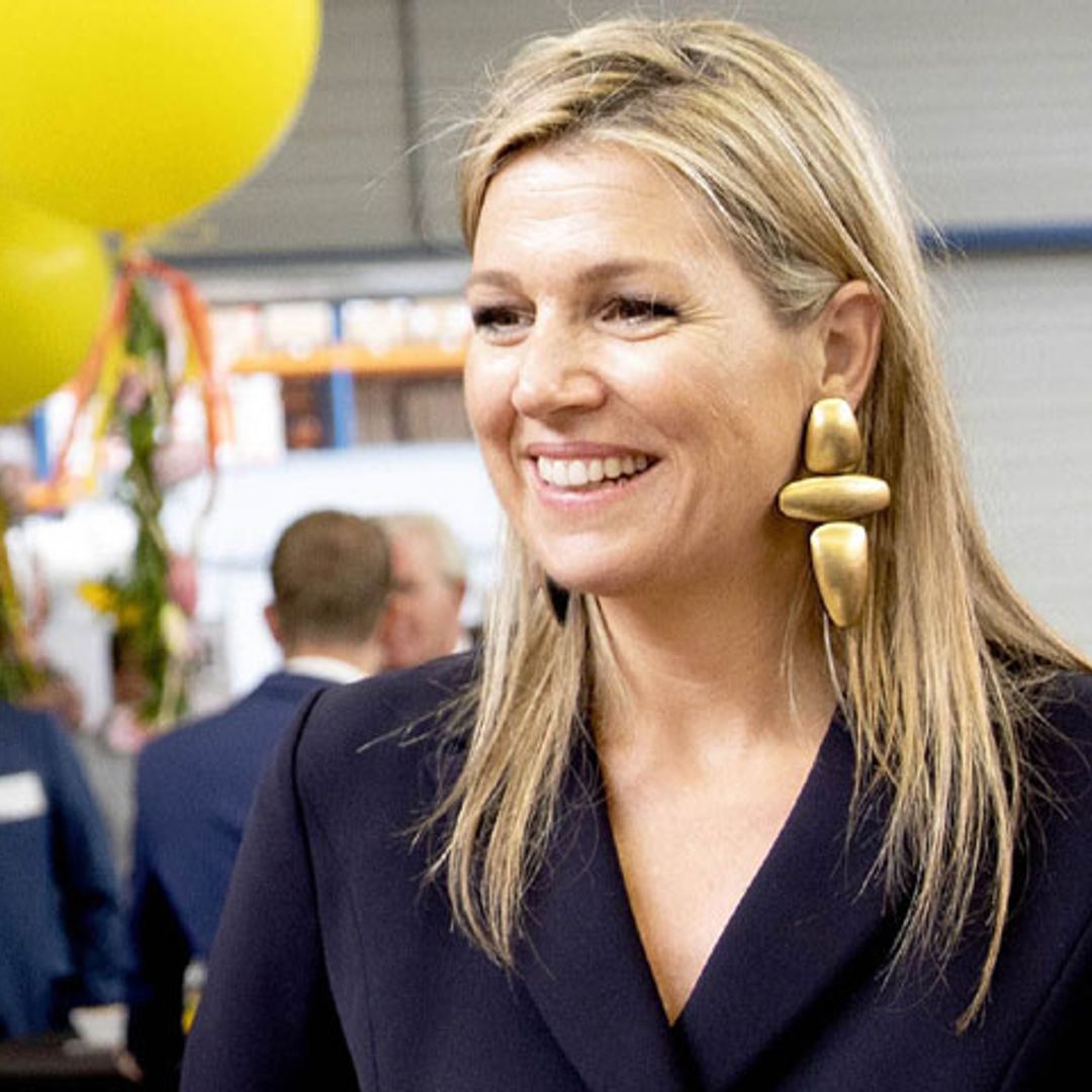 Máxima de Holanda reinventa con dos accesorios un look que ya vimos en otra reina