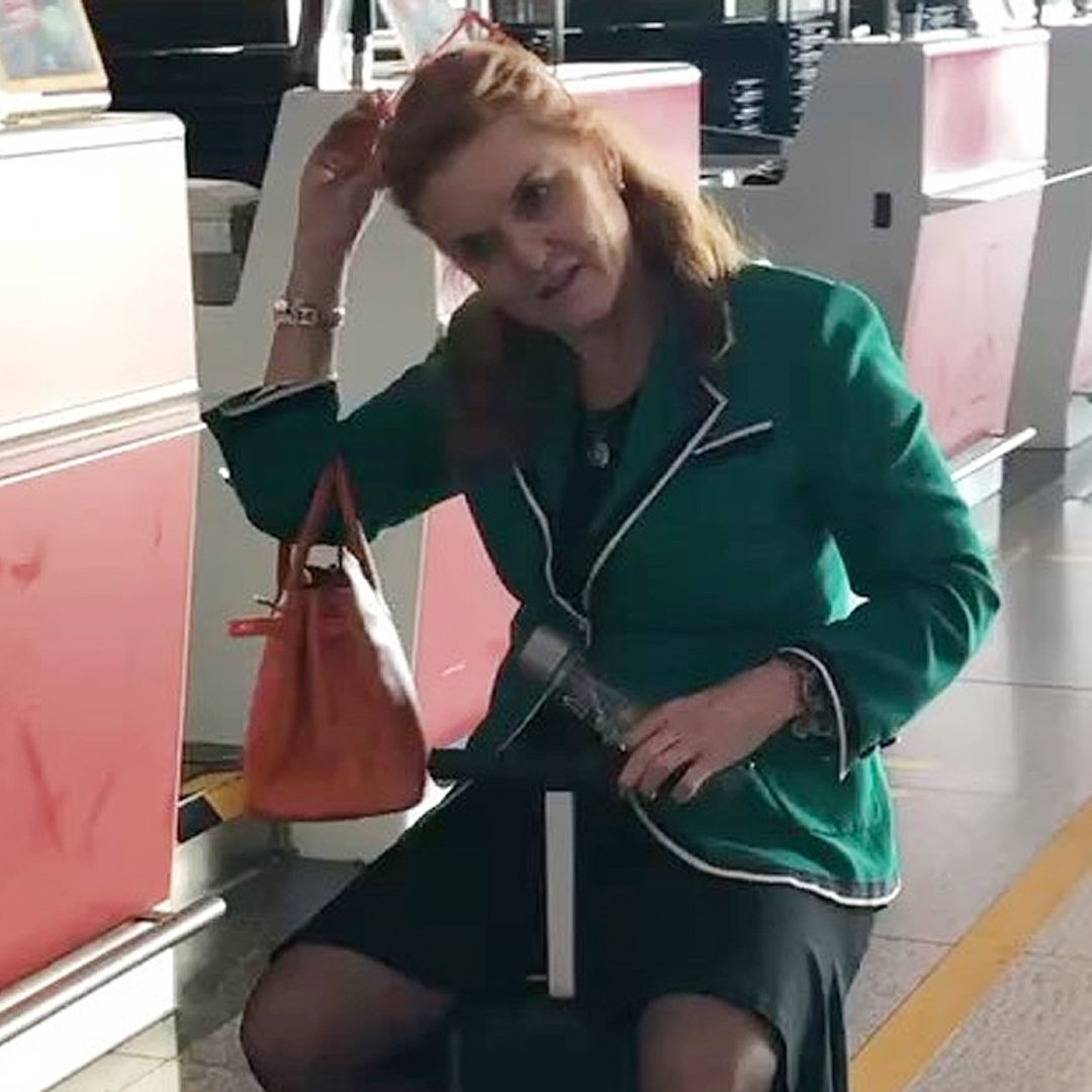 ¡Motorizada! Sarah Ferguson tiene la herramienta perfecta para el viajero cansado