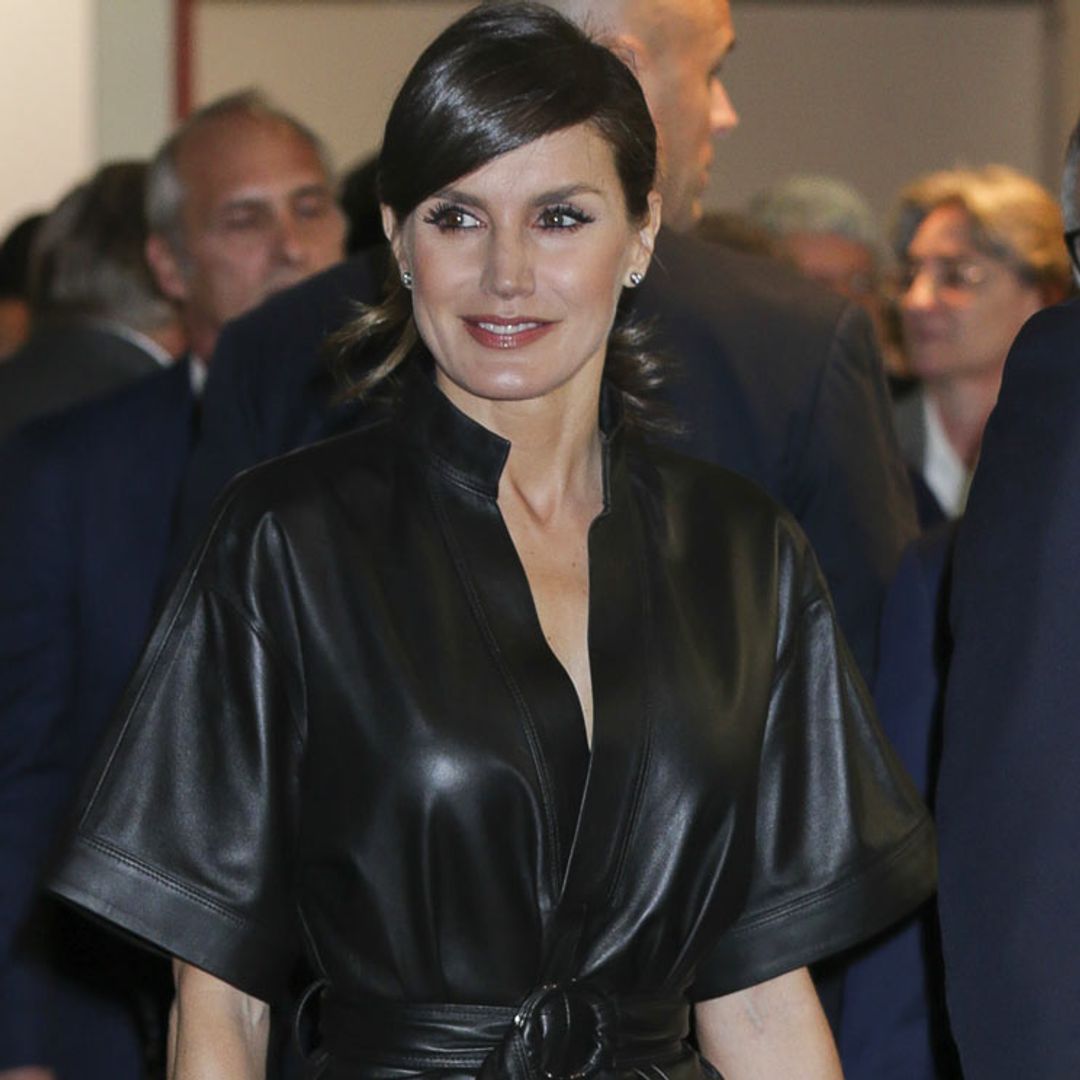 El vestido más cañero de la Reina conquista a Paula Echevarría y Cristina Pedroche