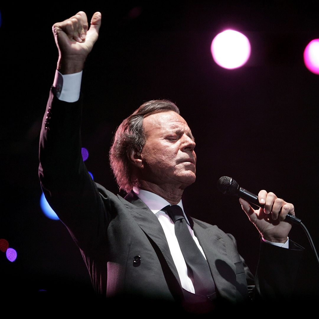 Julio Iglesias recuerda uno de los momentos clave que le cambió la vida: “Sigue tan presente como si fuera hoy”