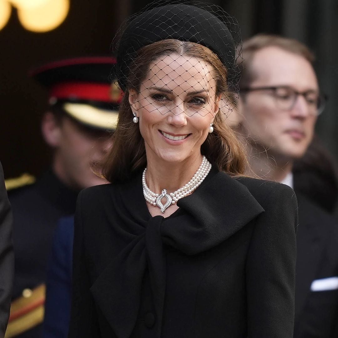 Por qué las perlas son las joyas del luto real: el collar histórico que Kate Middleton ha llevado al funeral de la duquesa de Kent