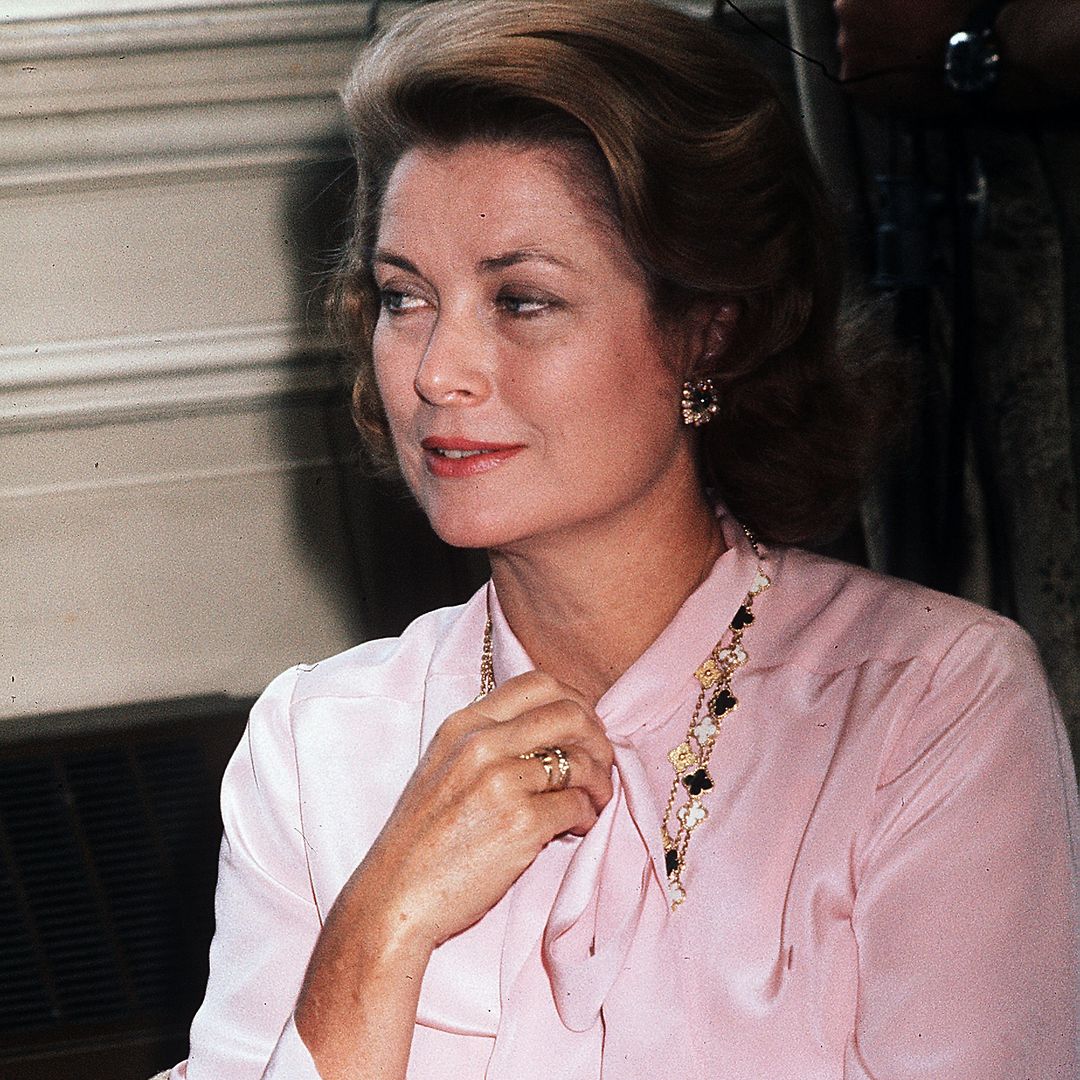 De Grace Kelly a la reina Letizia: analizamos cómo ha evolucionado el armario 'royal' en cada generación