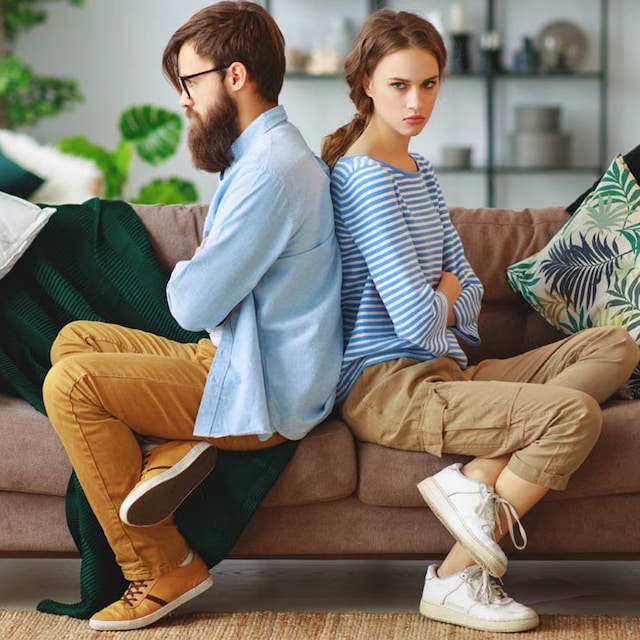 pareja enfadada