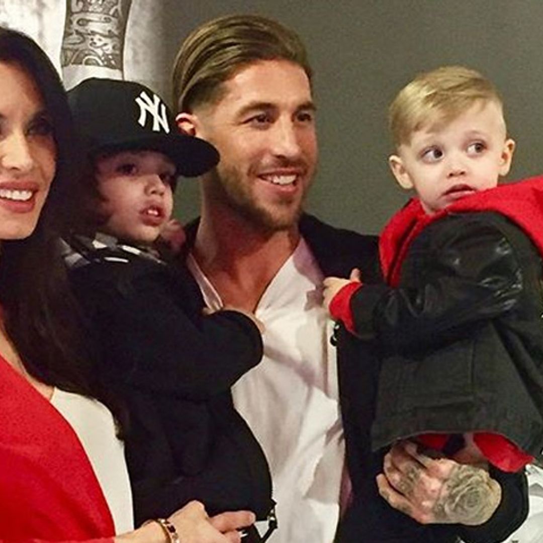 Los hijos de Pilar Rubio y Sergio Ramos, dos peques a la última moda