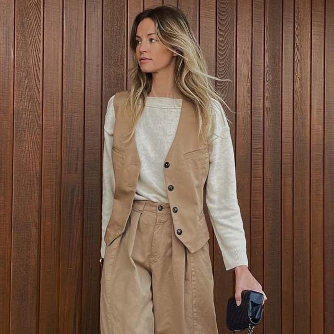 Elegante, cómodo y de tendencia, todas cambian la camisa por este chaleco para primavera