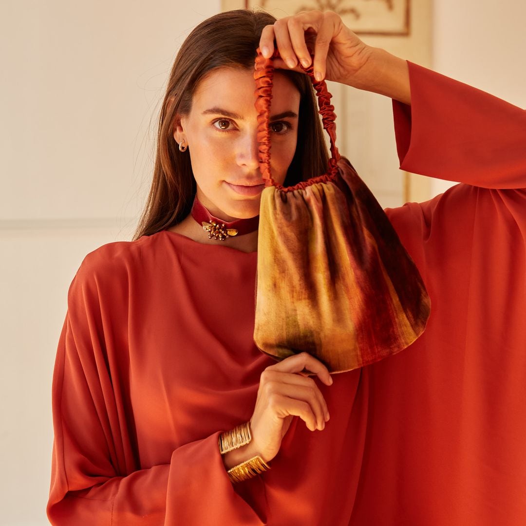 Estos 7 bolsos de invitada funcionan genial con vestidos lisos y me encantan para reutilizar en cenas