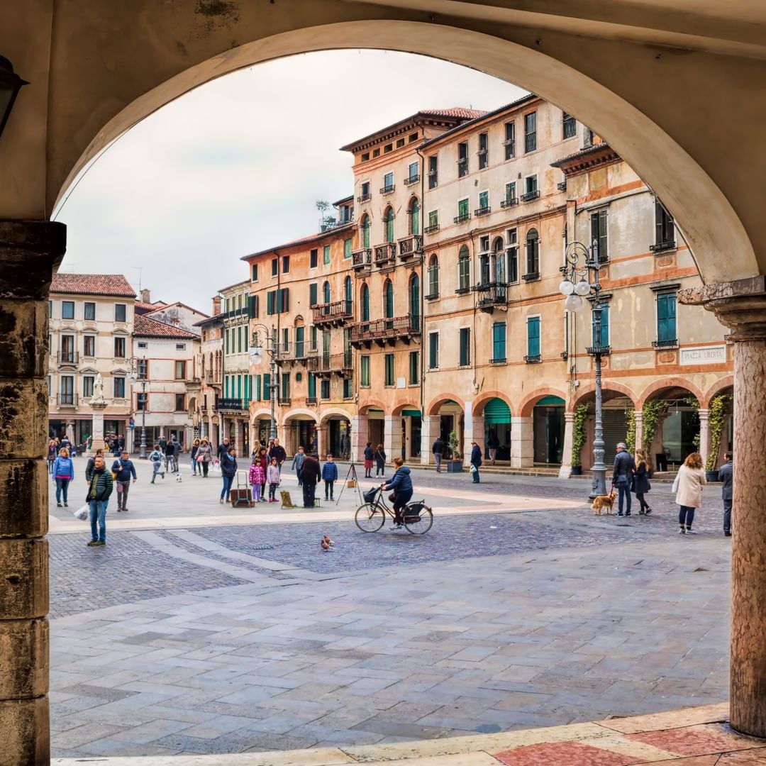 Plaza della Libertàin Bassano del Grappa, Italia