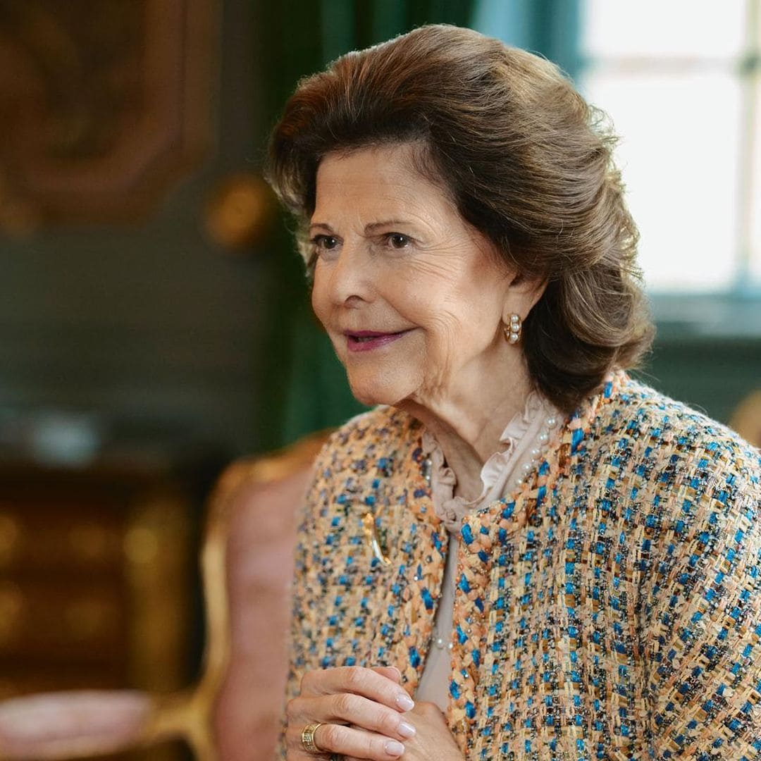 En ¡HOLA!: La reina Silvia de Suecia en su entrevista más profunda, personal y humana al cumplir 80 años: ‘No existe un manual para ser reina’