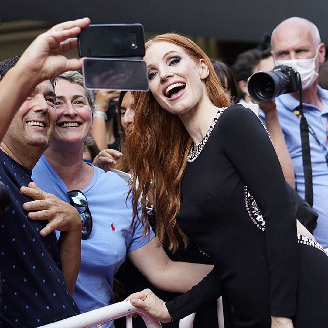 Jessica Chastain derrocha simpatía y cercanía en San Sebastián