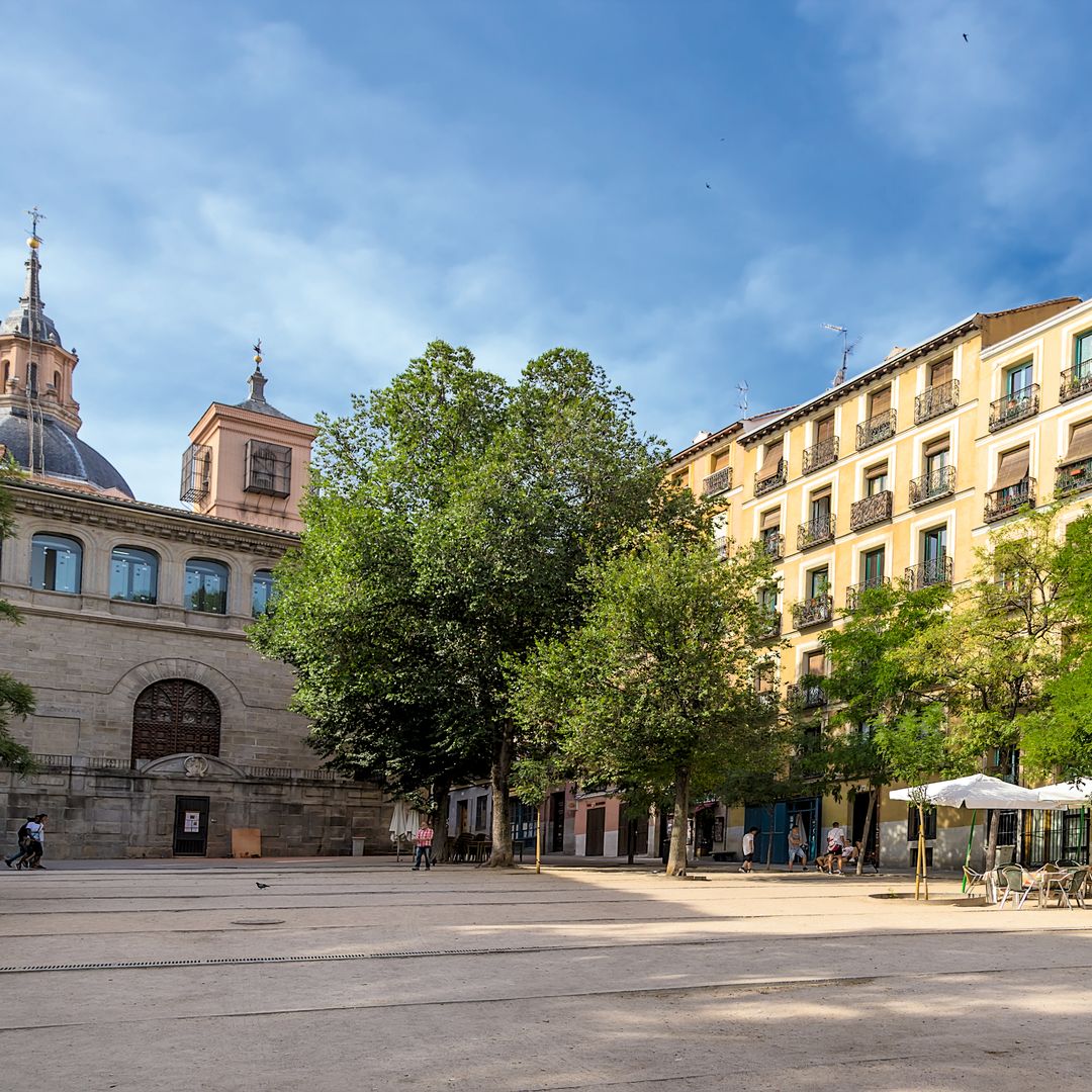 De los Austrias al tapeo o la cocina creativa: ruta por La Latina, el barrio más castizo de Madrid que nunca pasa de moda