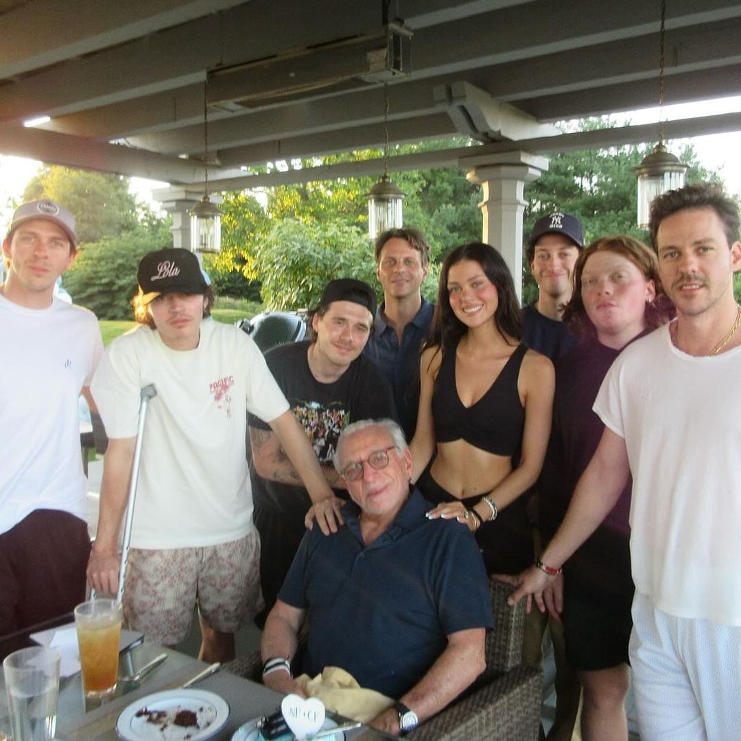 Quién es quién en la poderosa familia de Nicola Peltz, la mujer de Brooklyn que nunca ha encajado con los Beckham