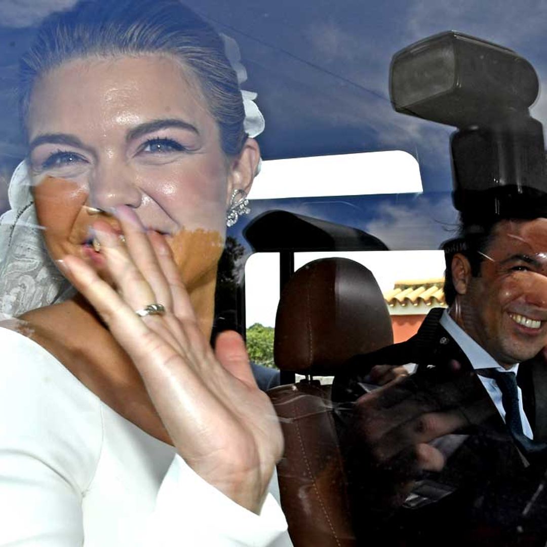 Alejandra Ruiz de Rato y Ernesto de Novales, radiantes tras darse el 'sí, quiero' en una ceremonia íntima