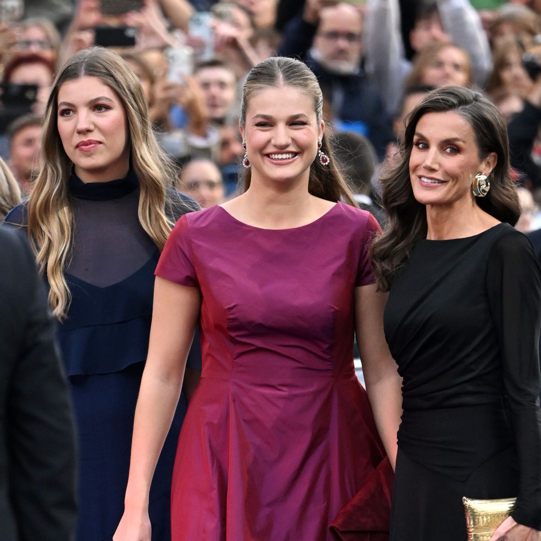 Lucía Amor, peluquera, sobre las ondas de la Reina y sus hijas: "Son muy versátiles, mi favorito es el semirrecogido"