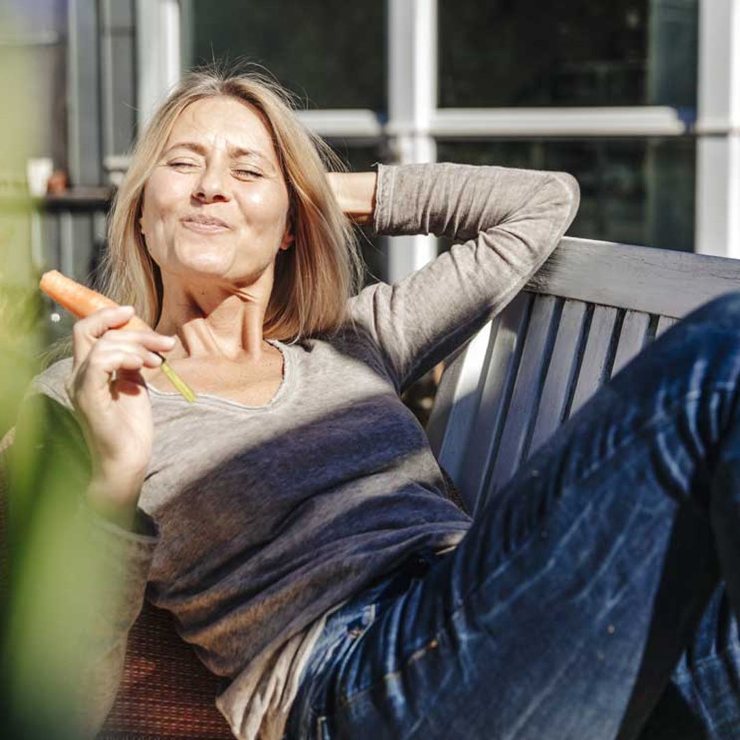 Las 8 claves que no te puedes perder si quieres vivir más, mejor y tienes 65 años