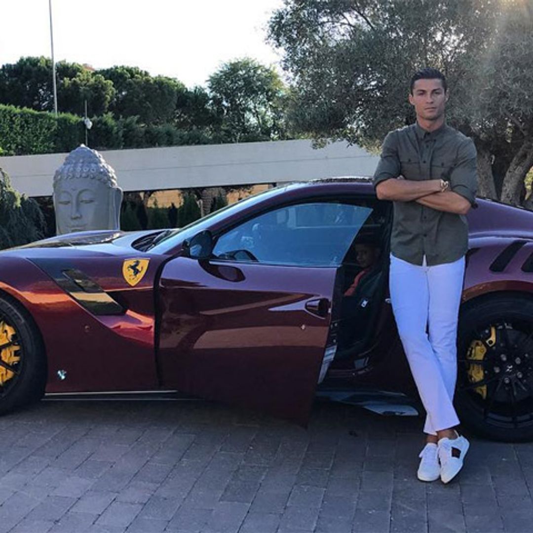 Así es la impresionante colección de coches de Cristiano Ronaldo