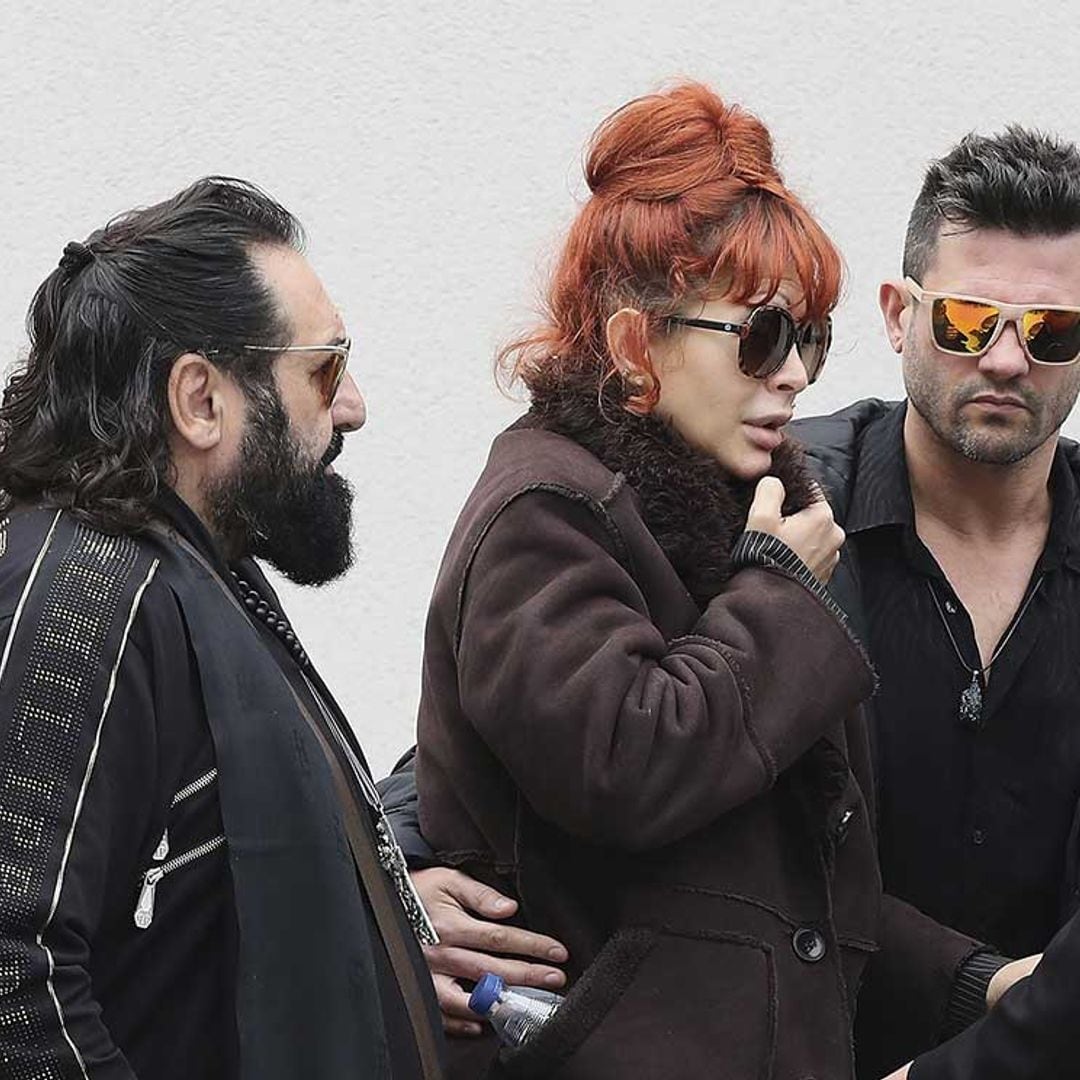 Yurena despide a su madre, Margarita Seisdedos, rodeada de amigos y rostros conocidos